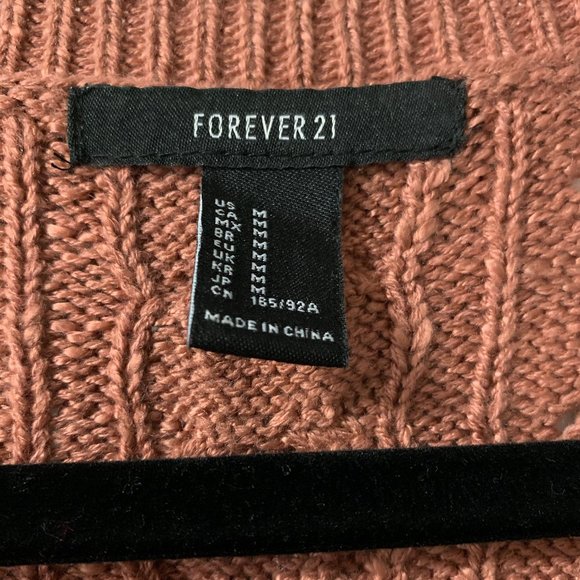 Sweater - Picture 1 of 3